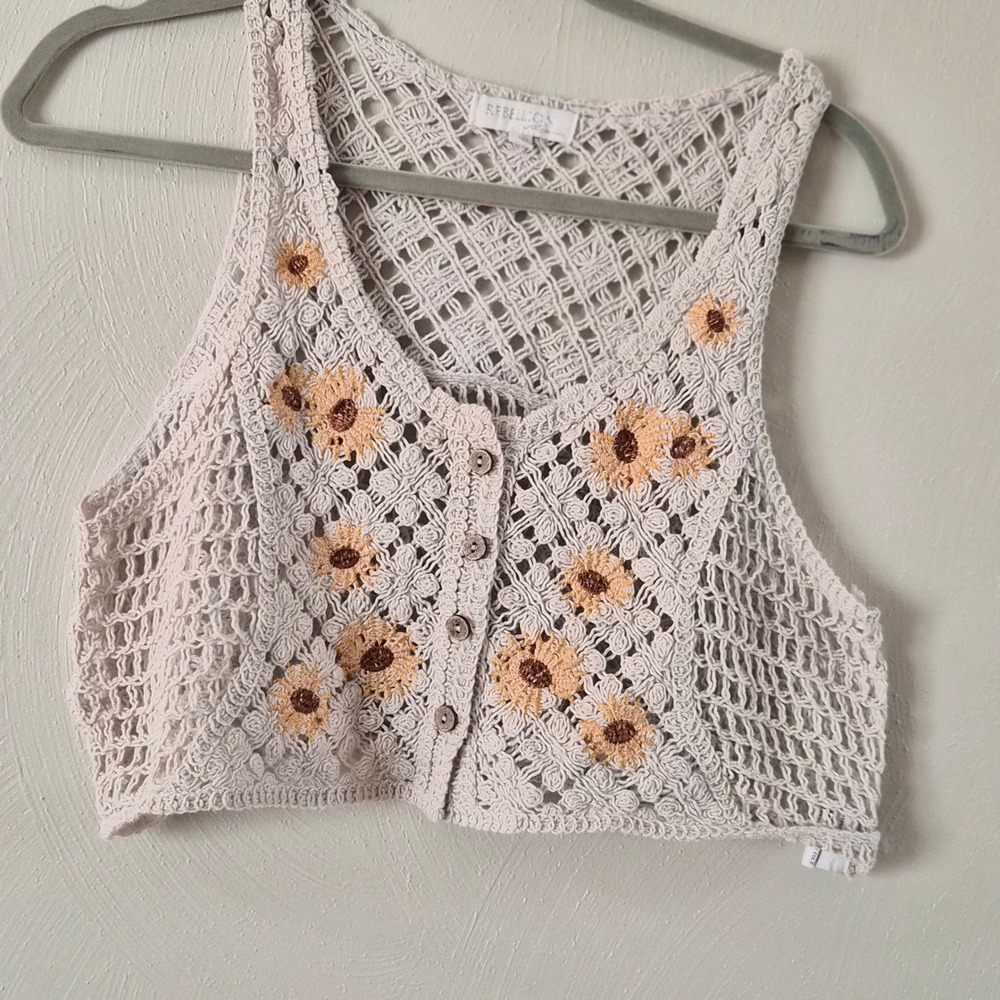 Rebellion Again Womens XS Open Front Crochet Crop Top Natural Tan Festival 70s